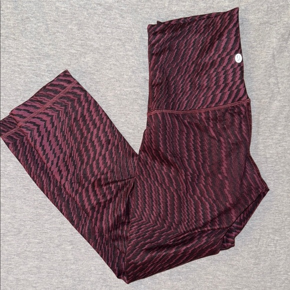 lululemon athletica Pants - Lululemon Maroon and Black Patterned Leggings